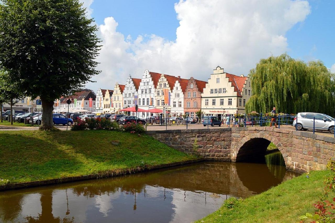 Zwischen Eider Und Treene Friedrichstadt Luaran gambar